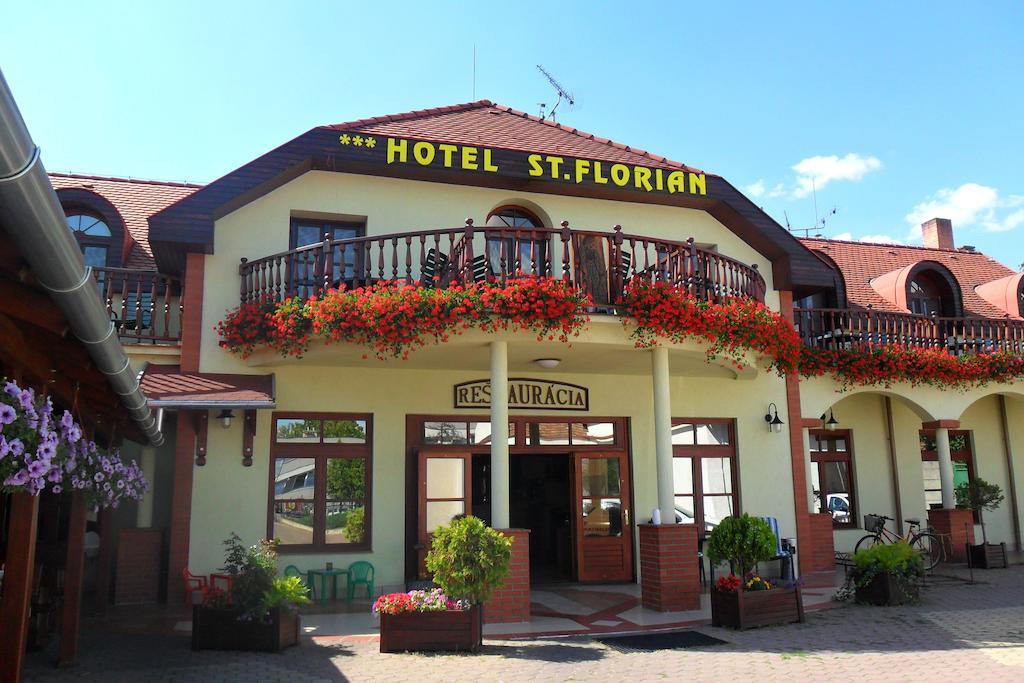 Hotel St.Florian Štúrovo Exterior foto